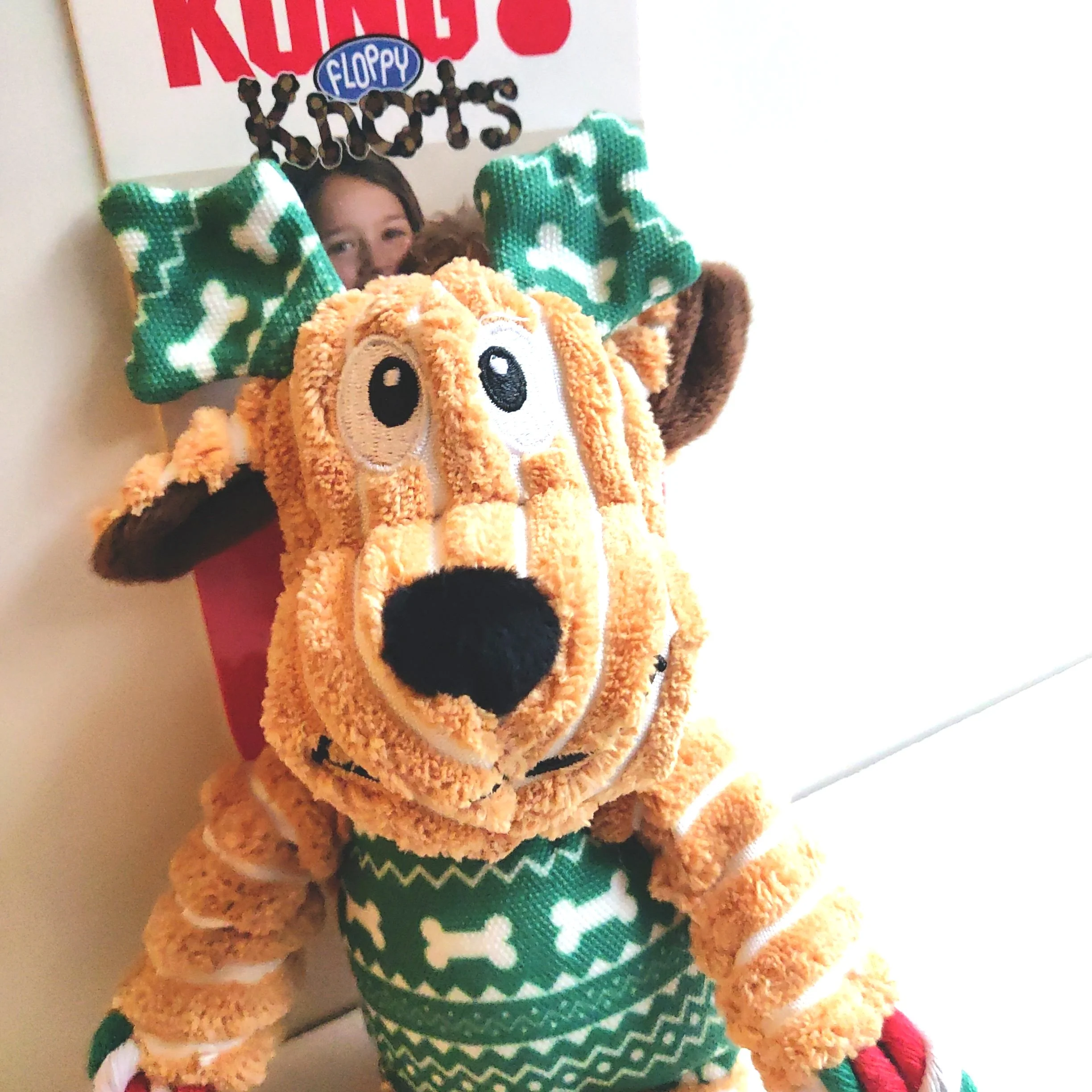Julebamse fra kong - Holiday Floppy Knots Reindeer